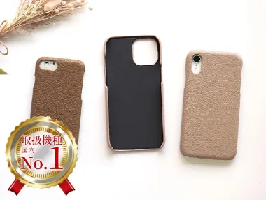 取り扱い機種国内No.1。様々なカメラ形状に対応した多様なiPhoneケース